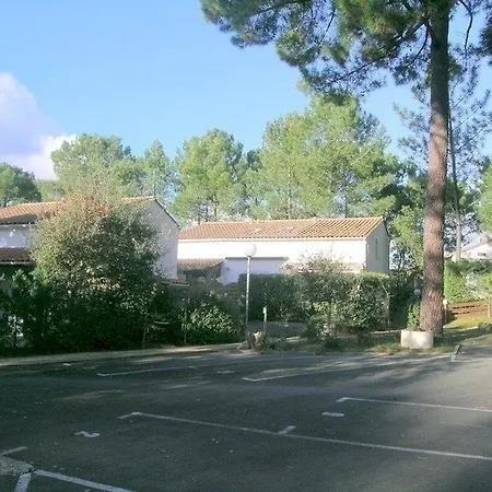 Le Bois D'eleis 2 Villa *