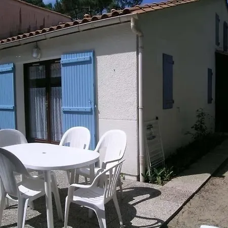 Villa Le Bois D'eleis 2 *