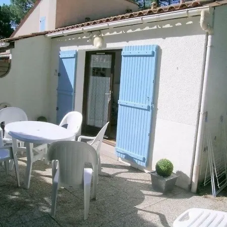 Le Bois D'eleis 2 Villa *